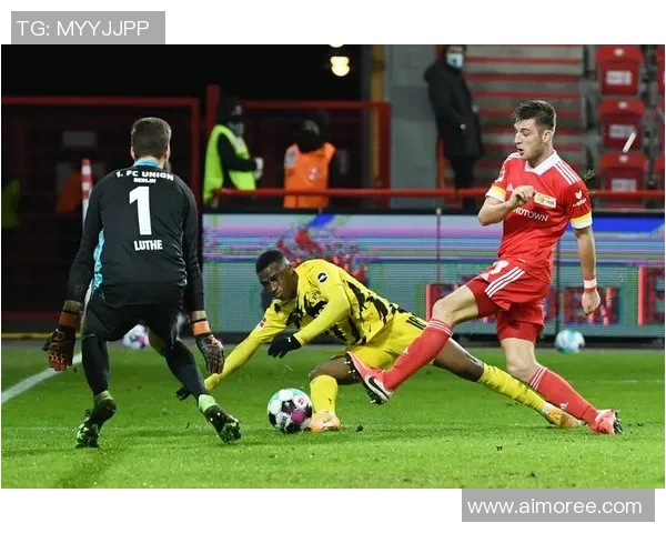 足球明星过人技巧全解析助你提升球技与比赛表现